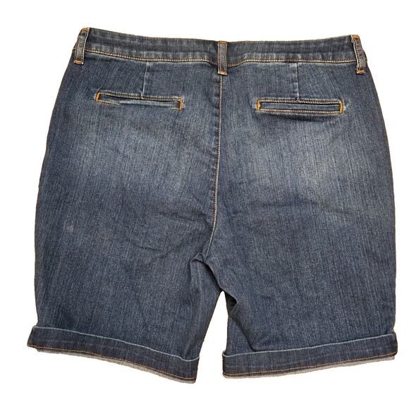 Apt. 9 Women's Dark Navy Denim Bermuda Stretch Shorts Pockets Button & Zip Sz 12 - Picture 3 of 7